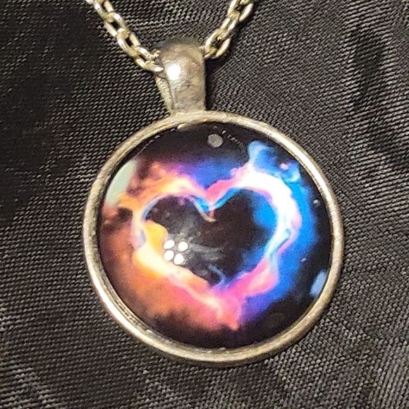 Eternal Flame Fiery Heart Cabochan Necklace - Picture 1 of 11